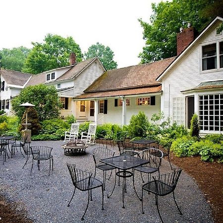 Inn At Baldwin Creek & Mary'S Restaurant Bristol Exterior photo
